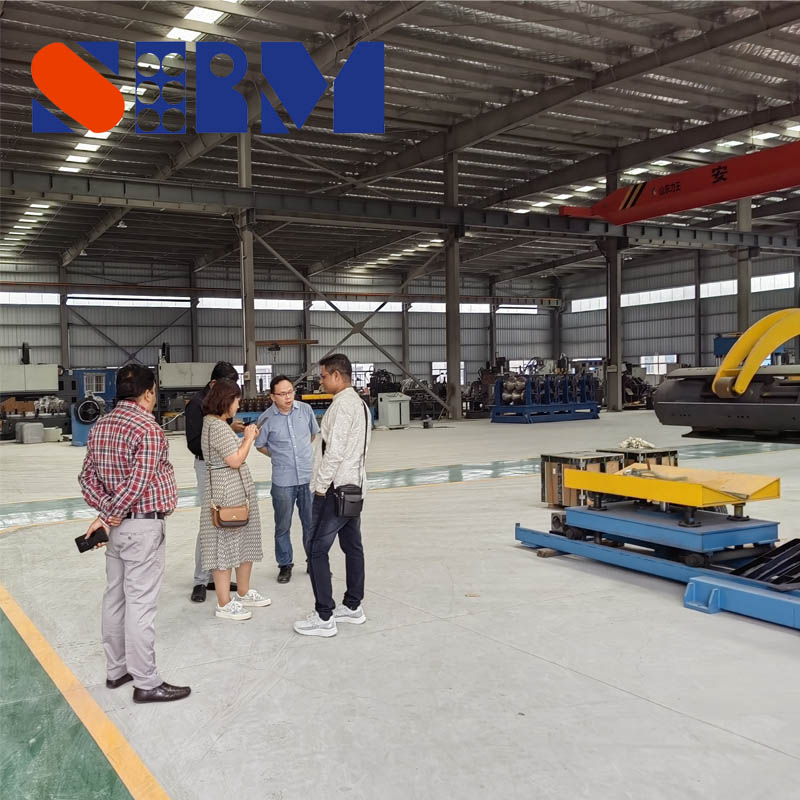Our Indian Customer Visited Raintech Metal Roofing Roll Foming Machine-04